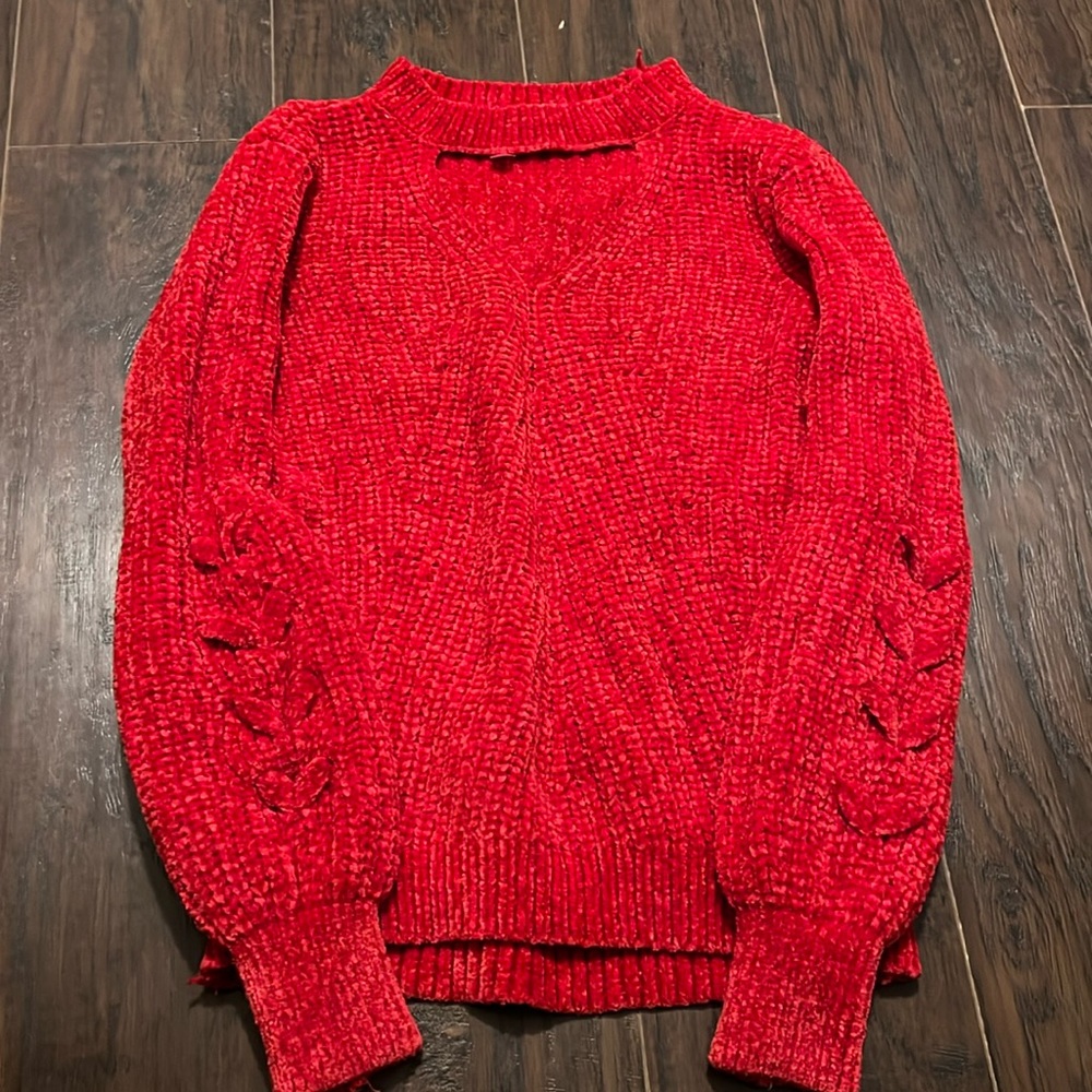 🌻Red Sweater - Picture 2 of 3